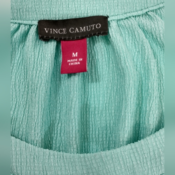 Vince Camuto Peasant Top Key Hole Elastic 3/4 Sleeve Size M EUC - Picture 4 of 5